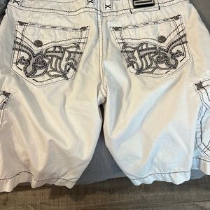 Men’s Rock Revival 38